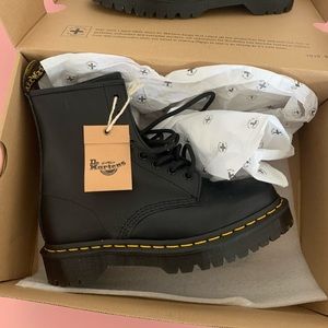 Doc Martin Bex smooth leather Platform Boots